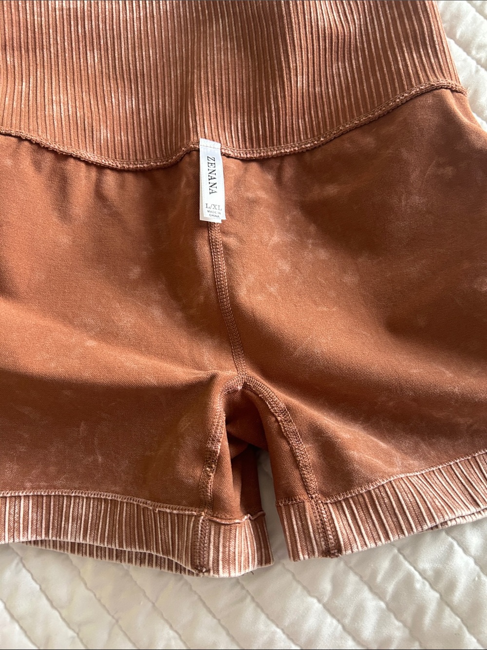 Zenana High-Waisted - Bundle of 2 Ribbed Bike Shorts black and brown - Picture 4 of 15
